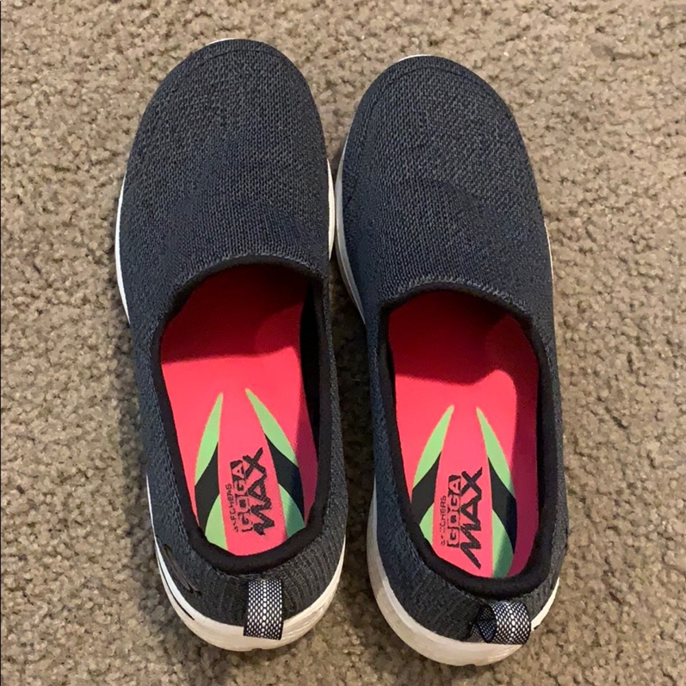 Sketcher slip ons